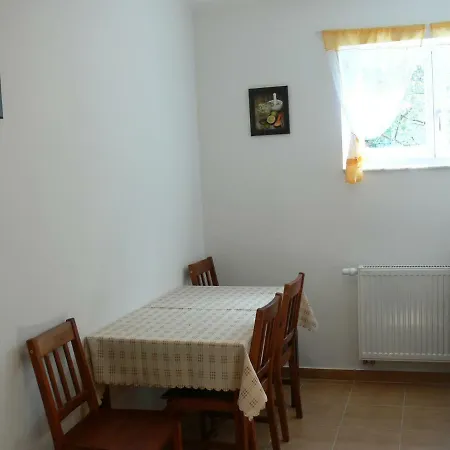 Hanna Apartman Διαμέρισμα Πετς