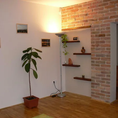 Hanna Apartman Apartment