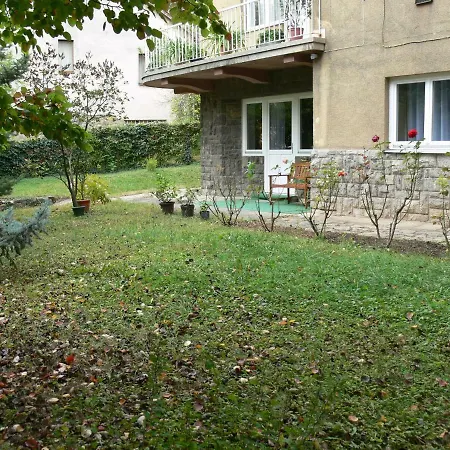 Hanna Apartman Apartment